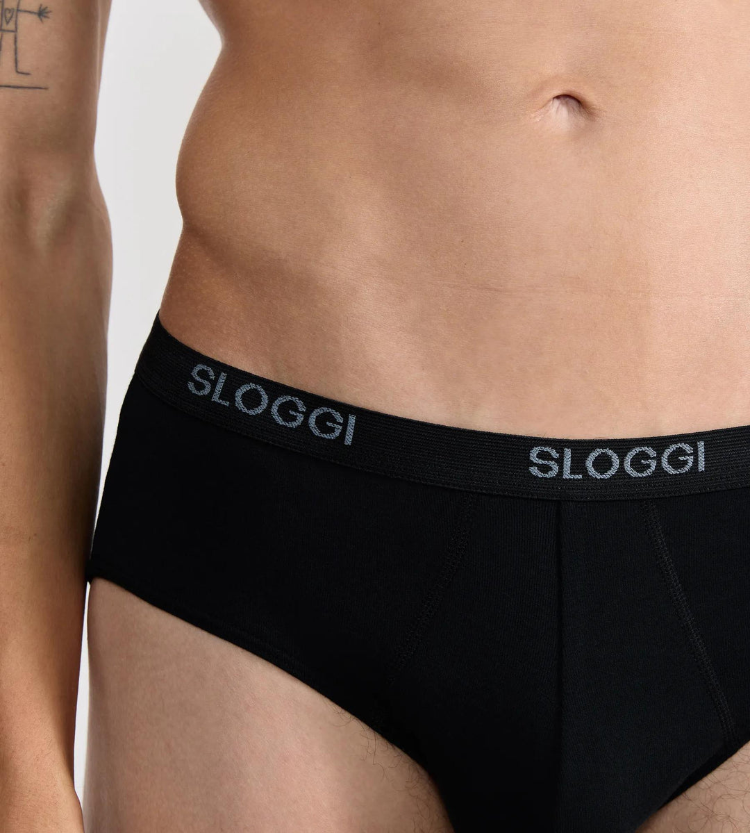 #culoare_0004-black