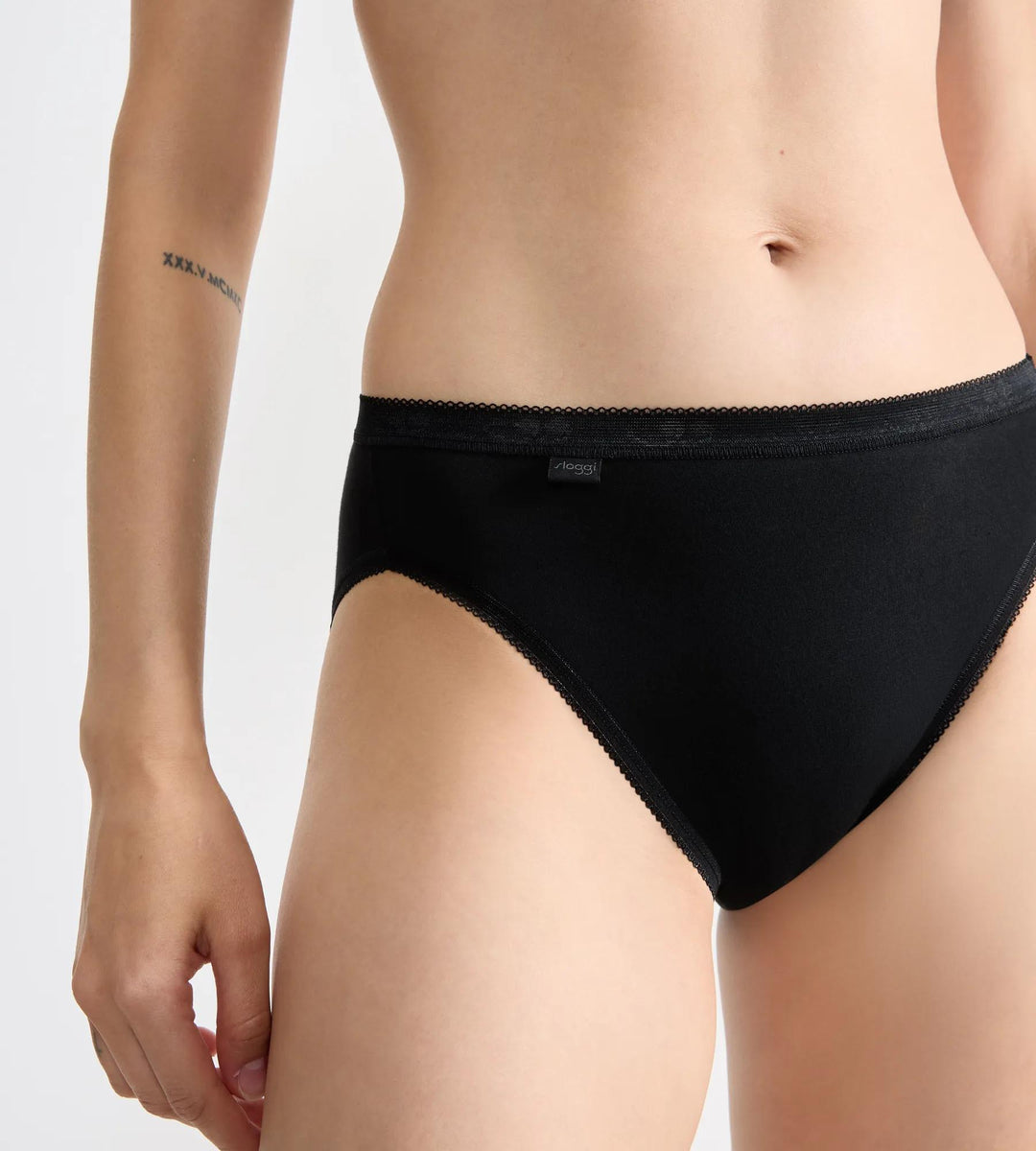 #culoare_0004-black