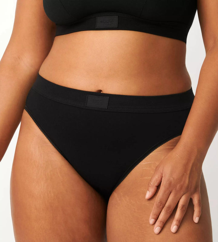 #culoare_0004-black