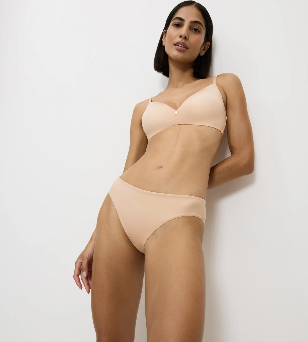 #culoare_00nz-nude-beige
