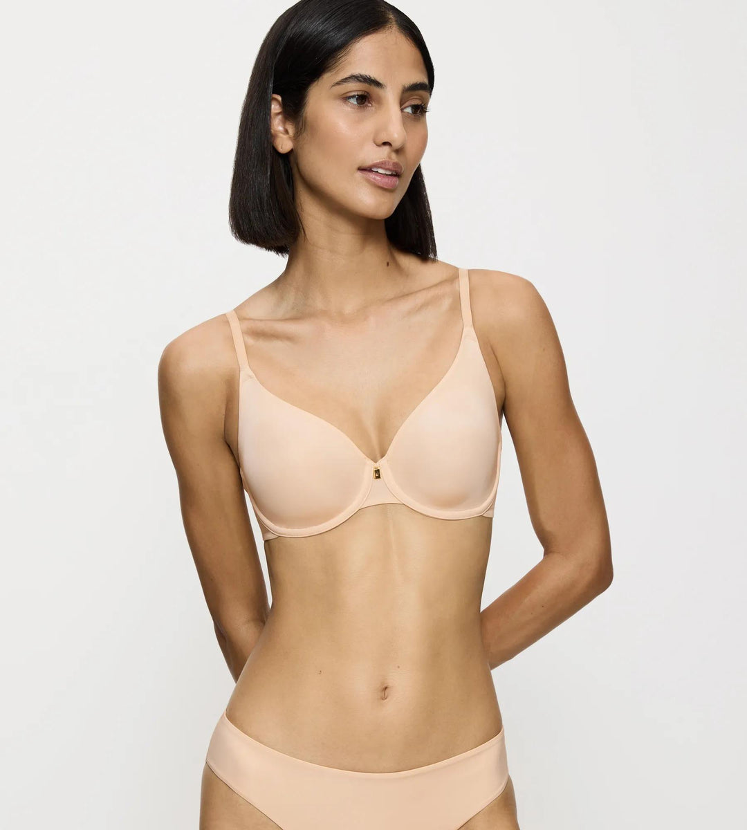 #culoare_00nz-nude-beige