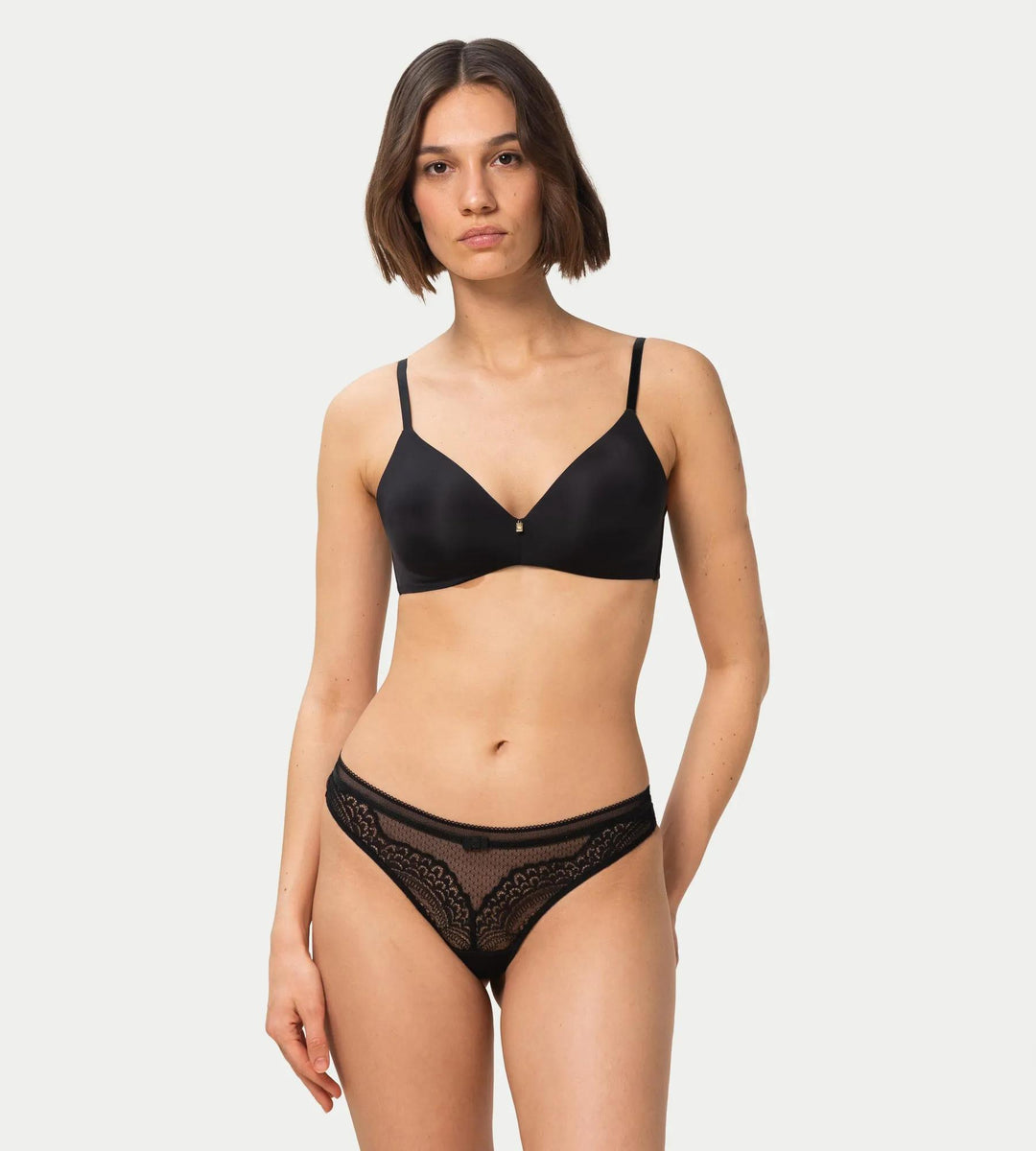 #culoare_0004-black