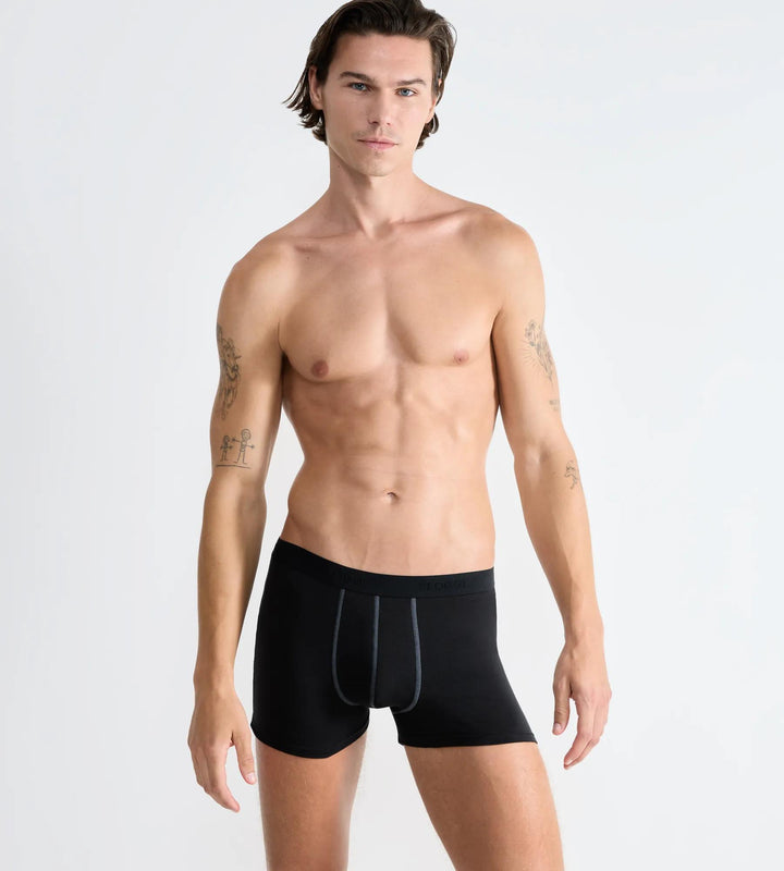 #culoare_0004-black