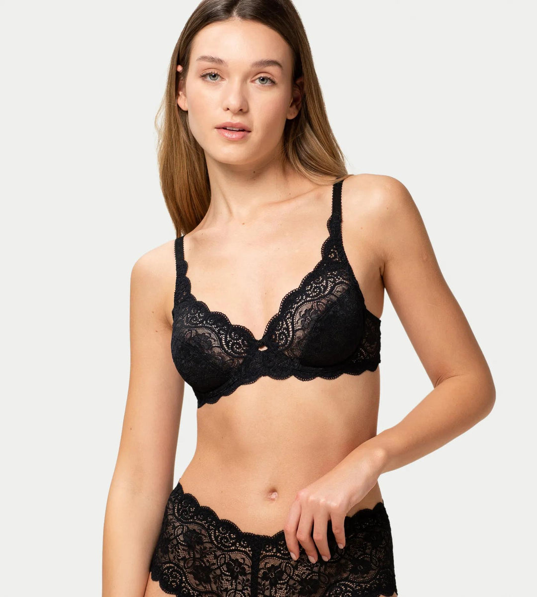 #culoare_0004-black