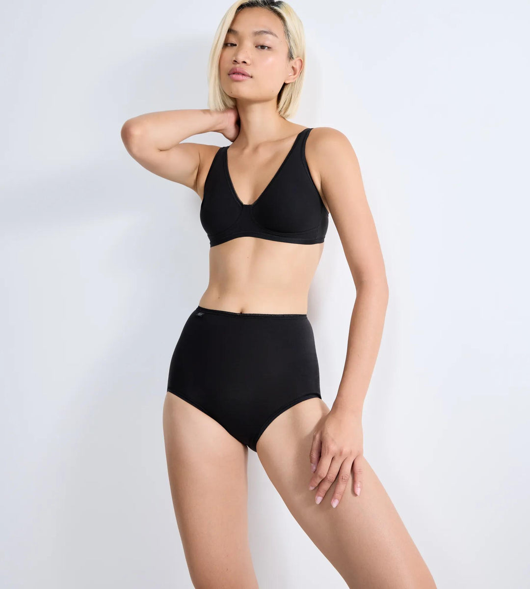 #culoare_0004-black