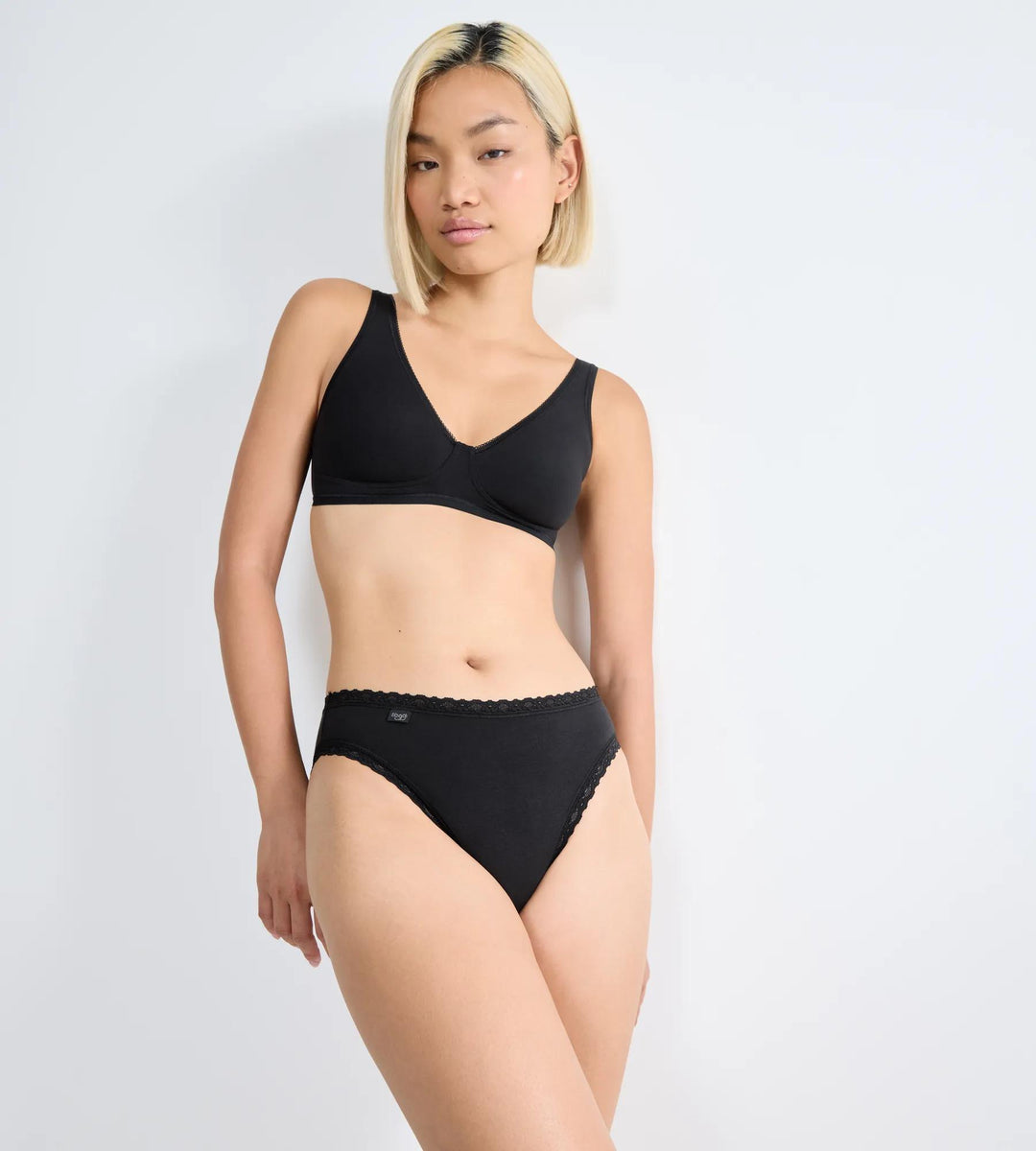 #culoare_0004-black