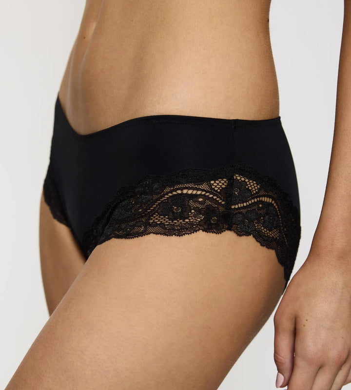 #culoare_0004-black