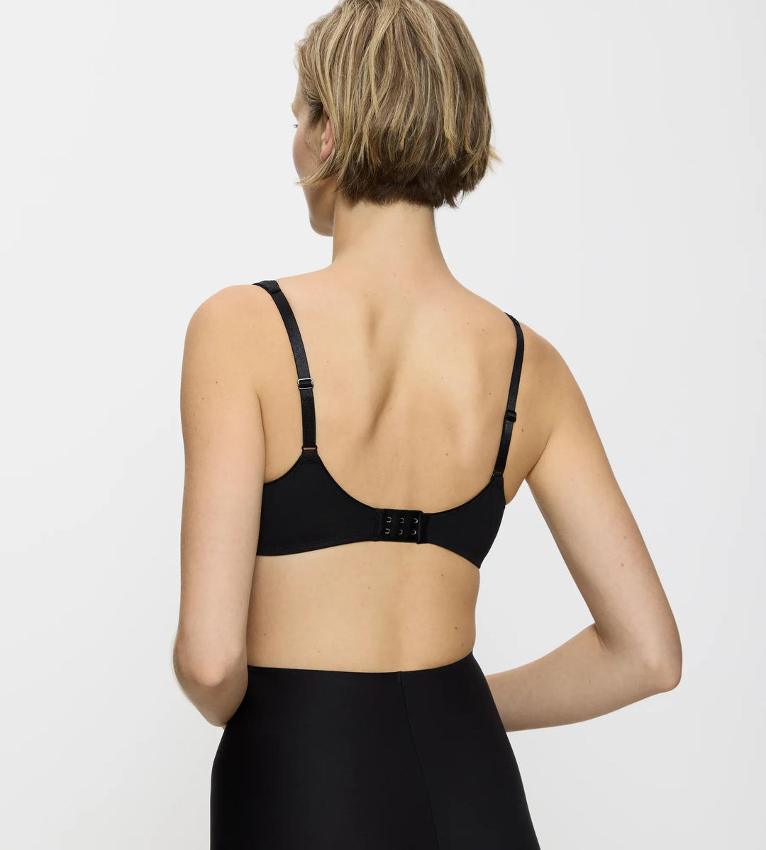 #culoare_0004-black