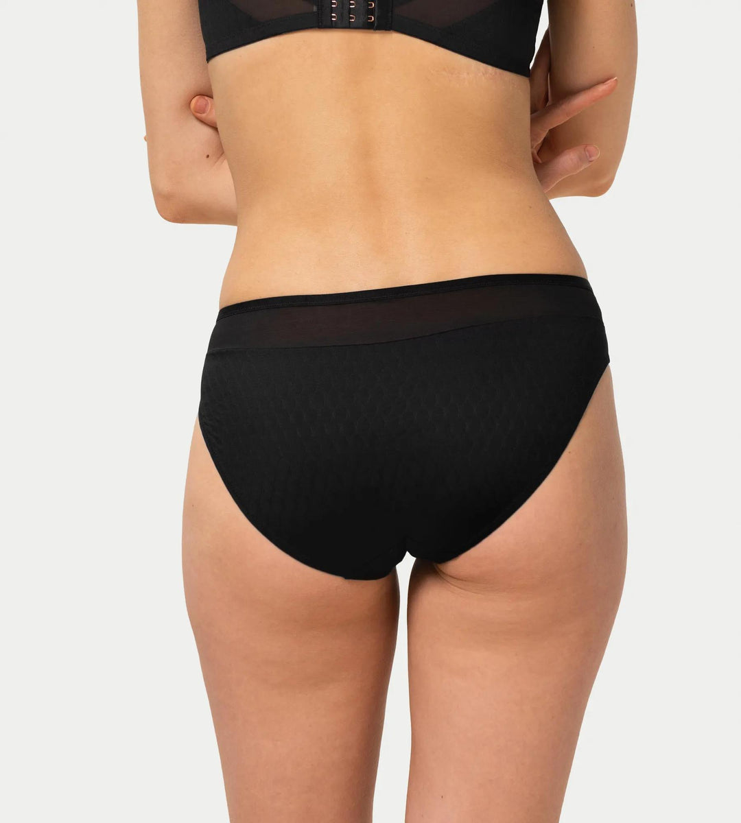 #culoare_0004-black