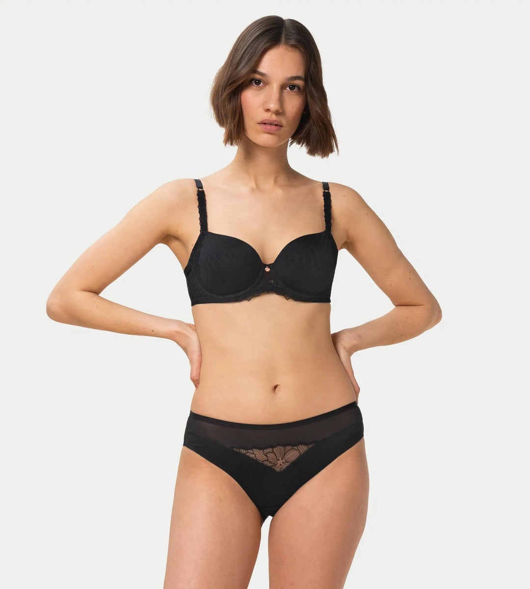 #culoare_0004-black
