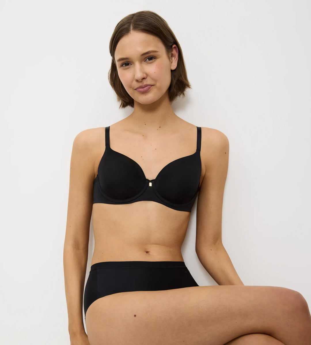 #culoare_0004-black
