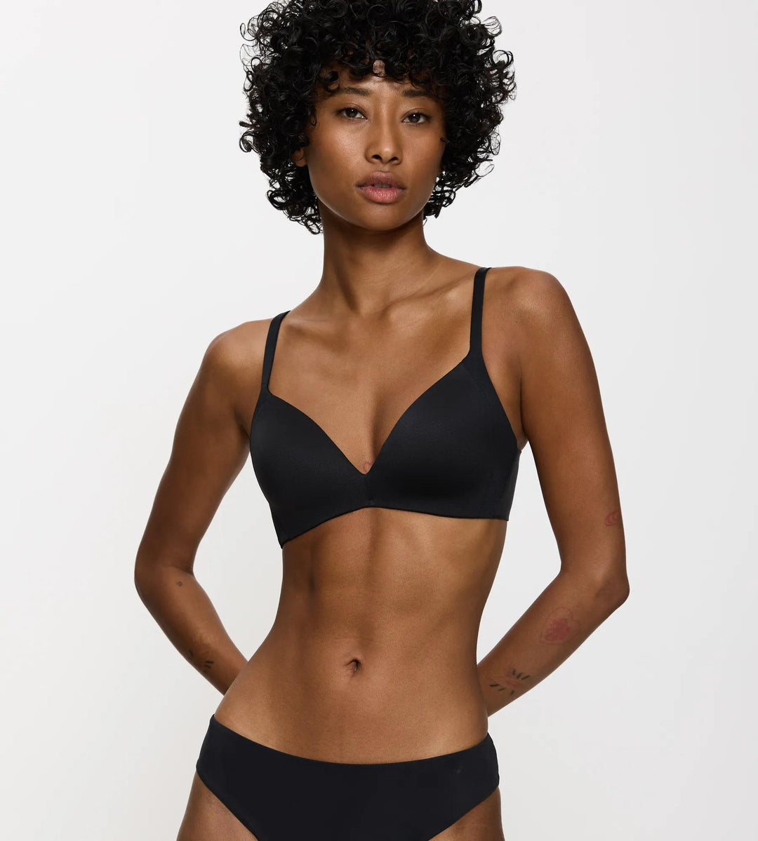 #culoare_0004-black