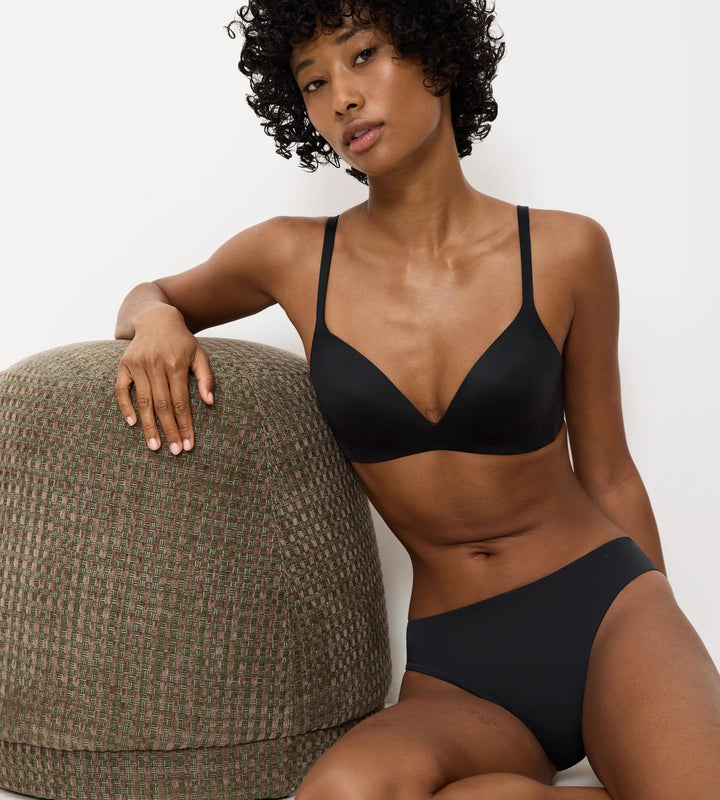 #culoare_0004-black