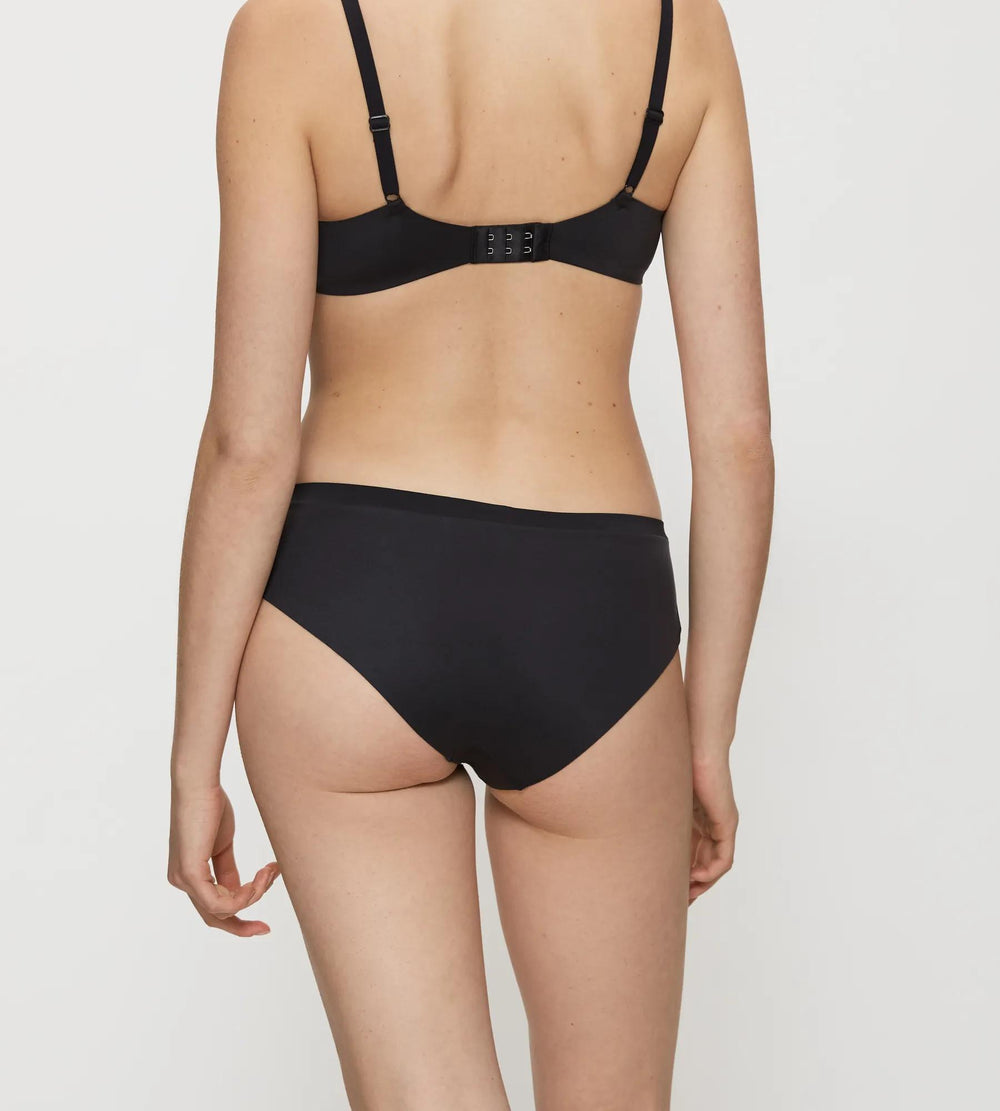 #culoare_0004-black