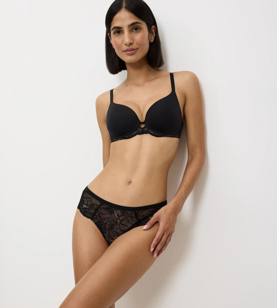 #culoare_0004-black