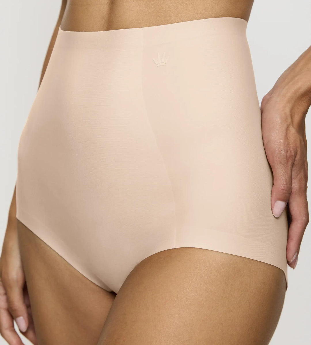 #culoare_00nz-nude-beige
