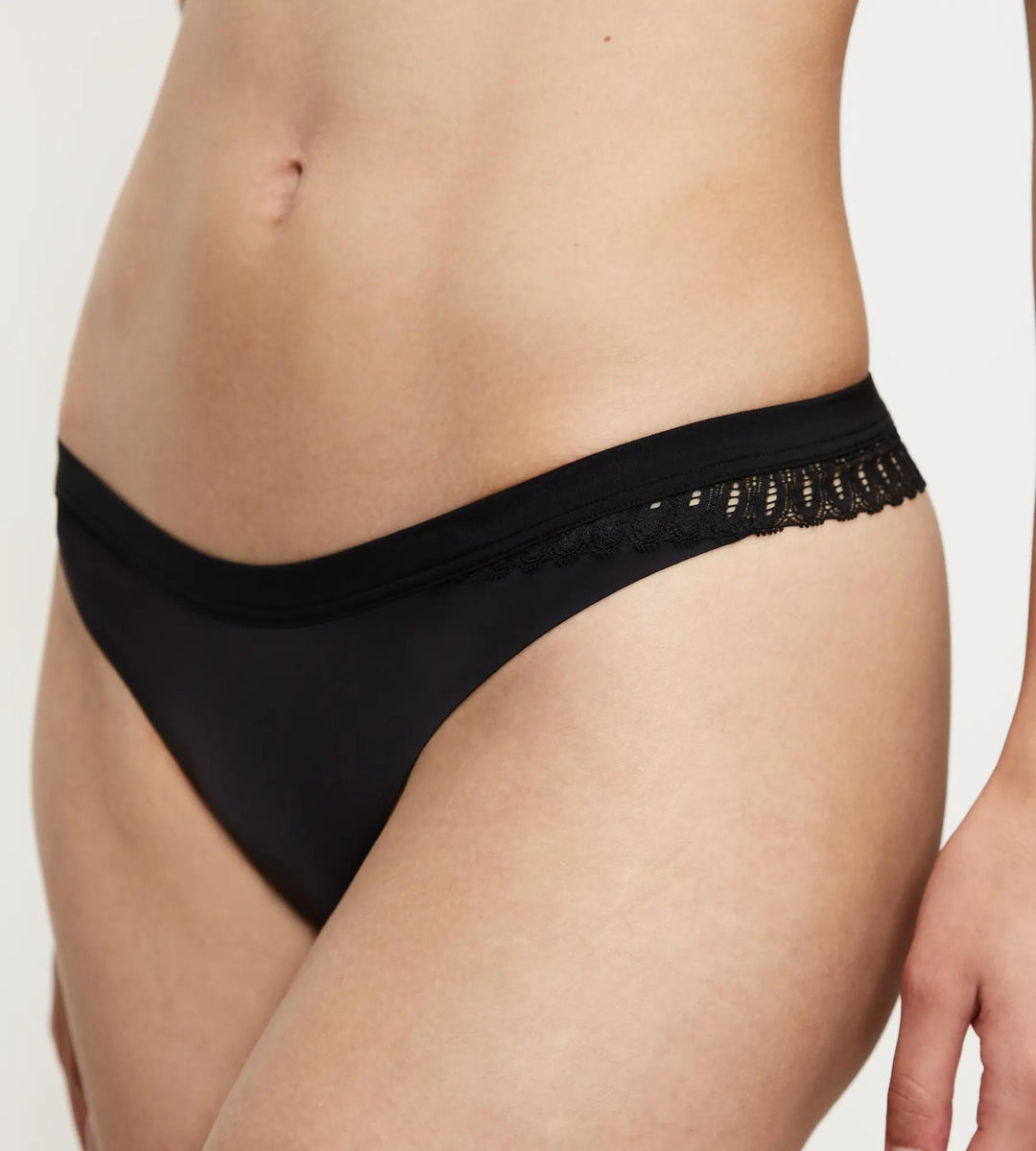 #culoare_0004-black
