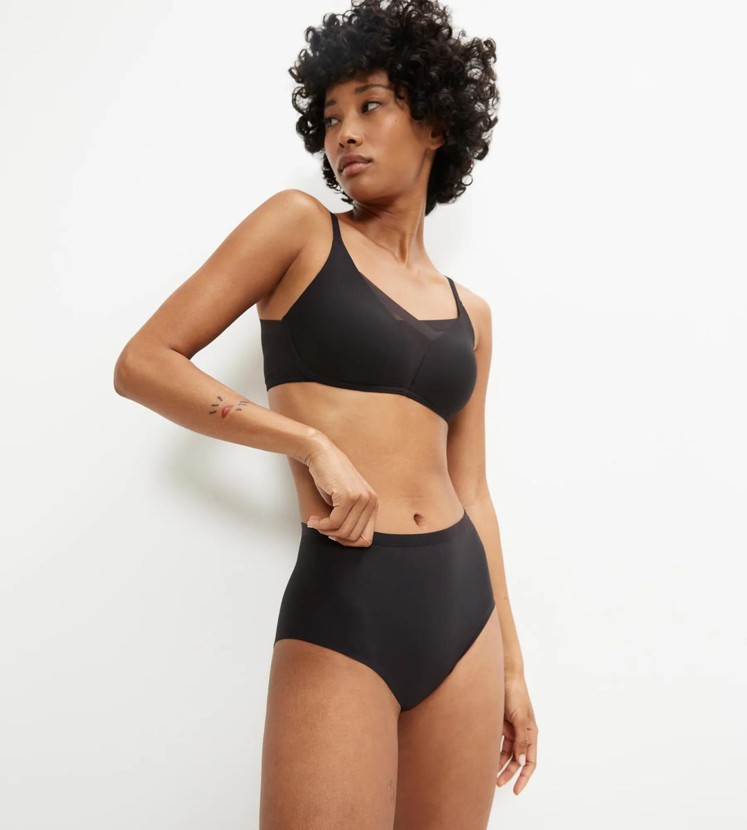#culoare_0004-black