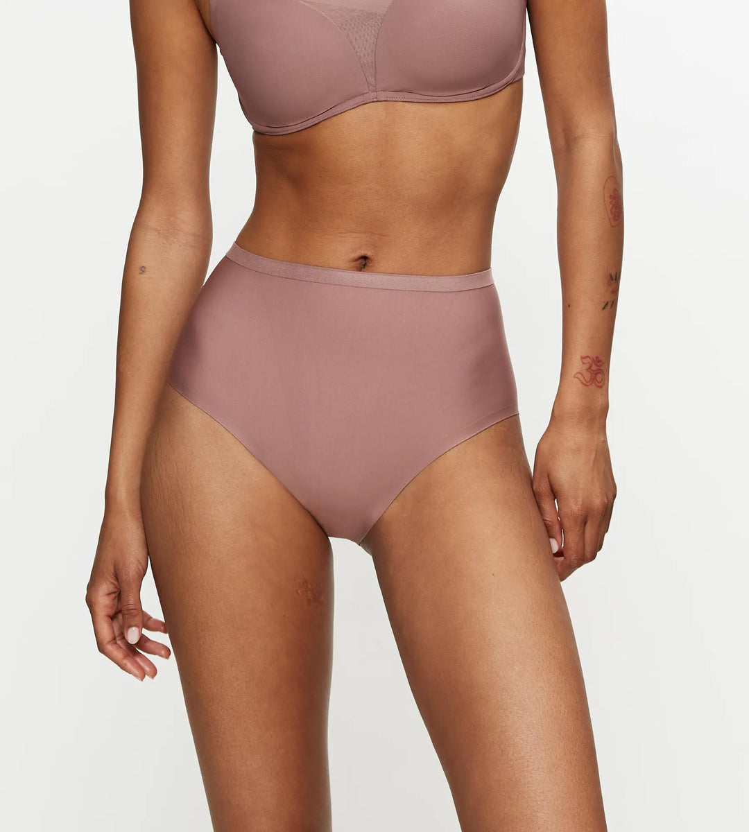 #culoare_00ud-rose-brown