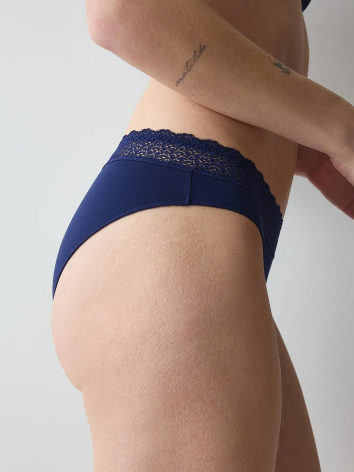 #culoare_00xf-admiral
