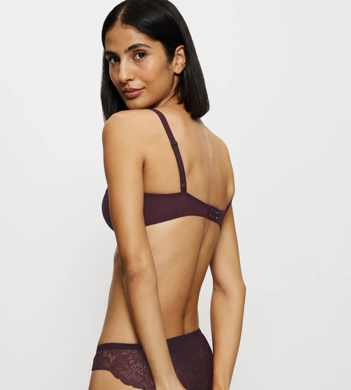 #culoare_00eg-deep-burgundy