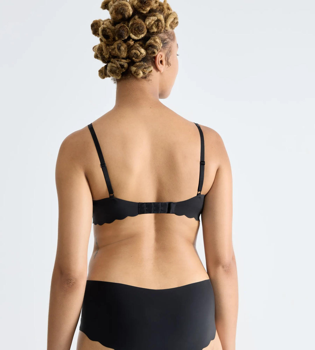 #culoare_0004-black