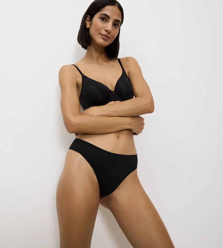 #culoare_0004-black