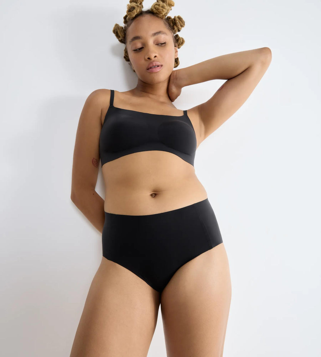 #culoare_0004-black