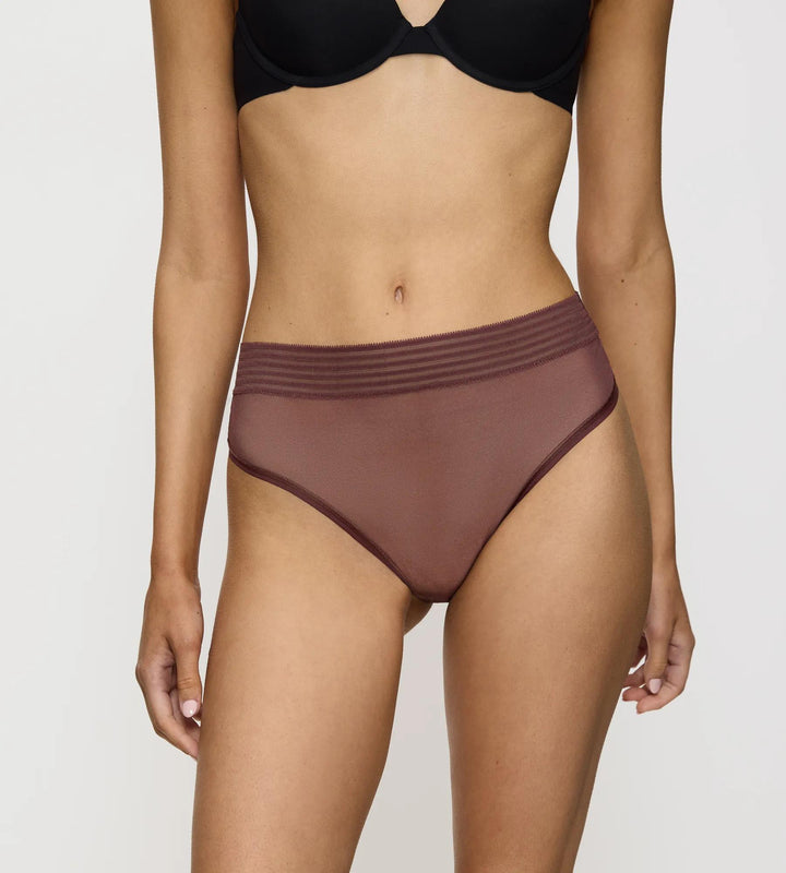 #culoare_7572-decadent-chocolate