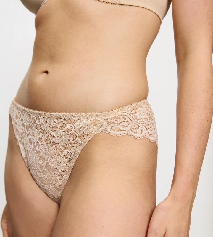 #culoare_0026-skin