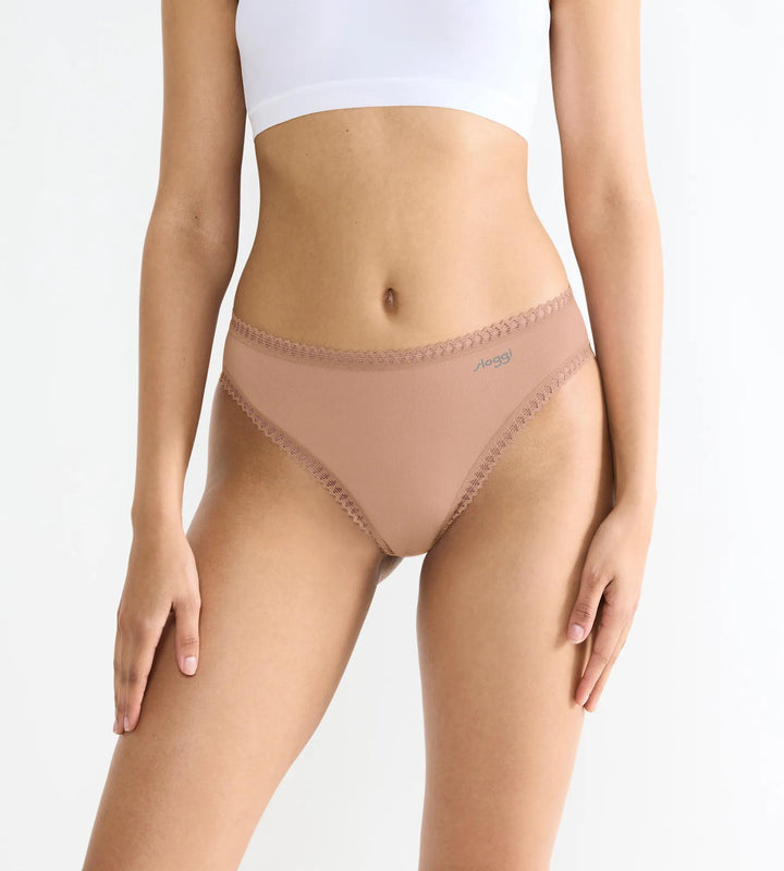 #culoare_00me-cameo-brown