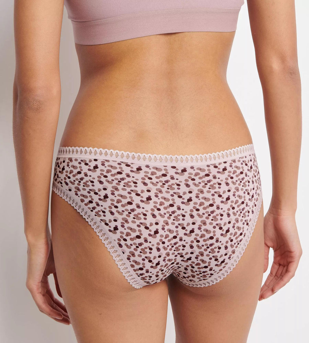 #culoare_v001-multiple-colours-1