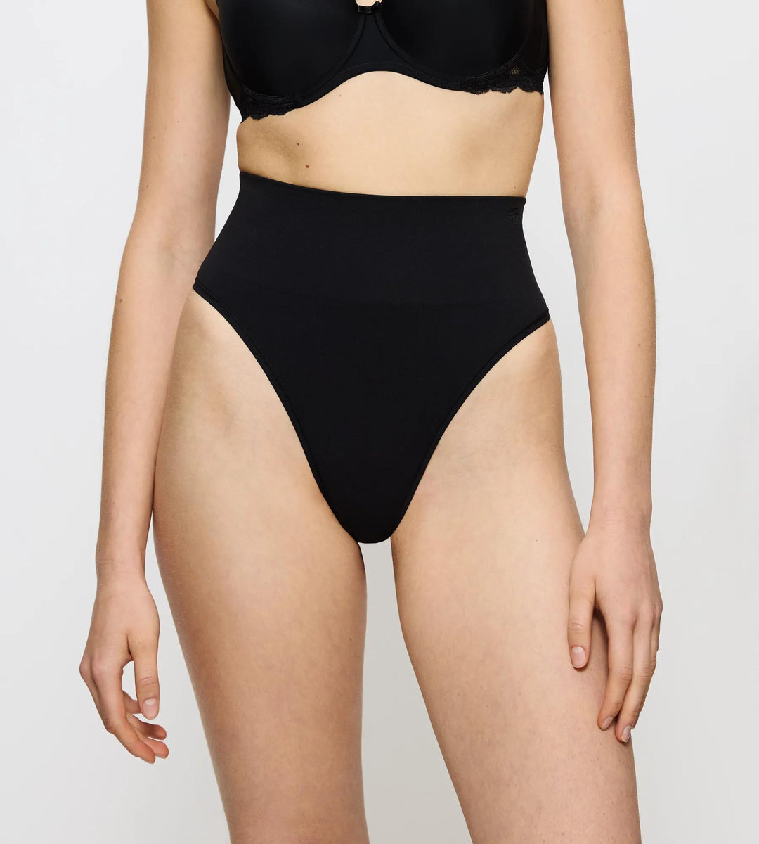 #culoare_0004-black
