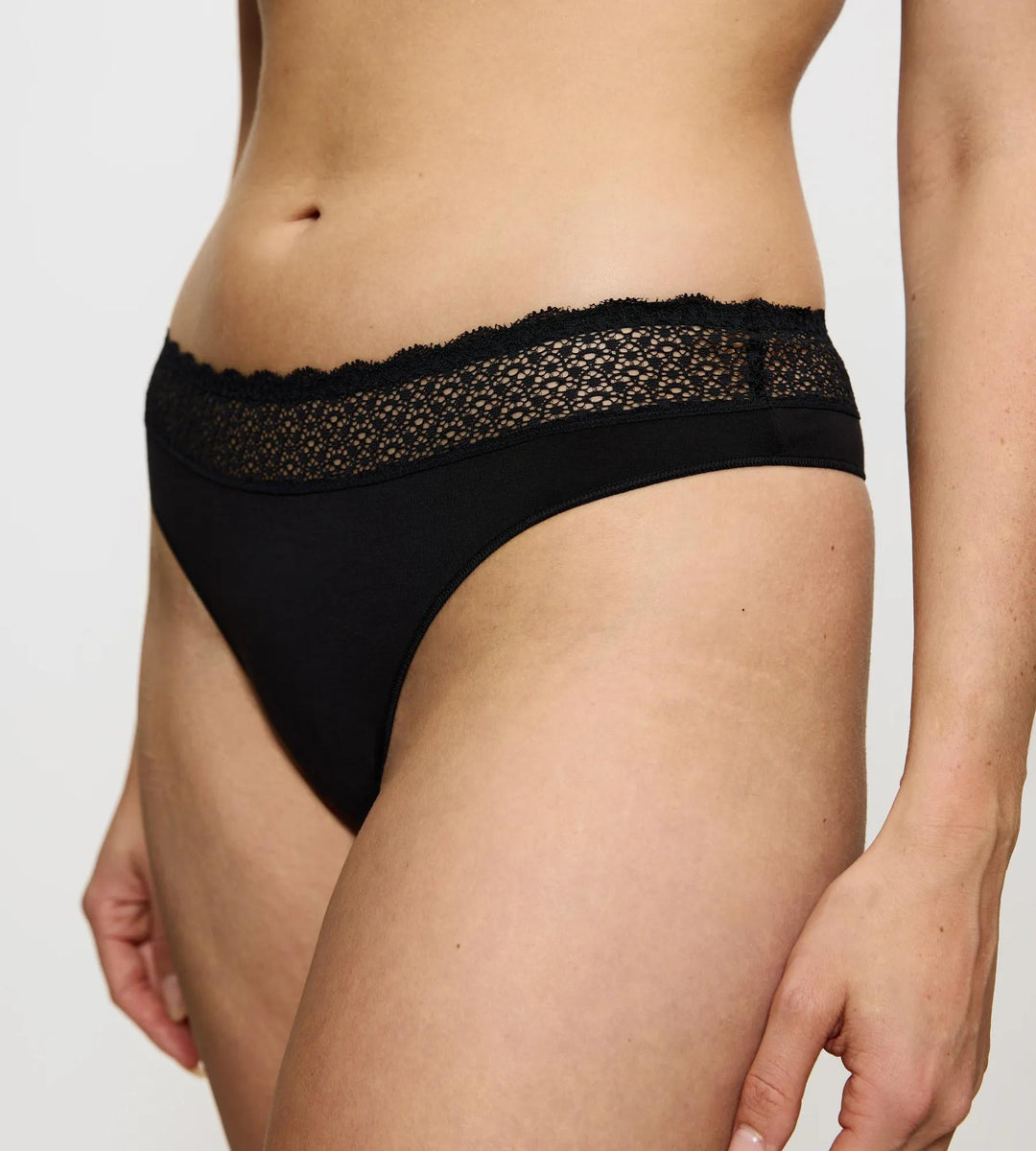 #culoare_0004-black
