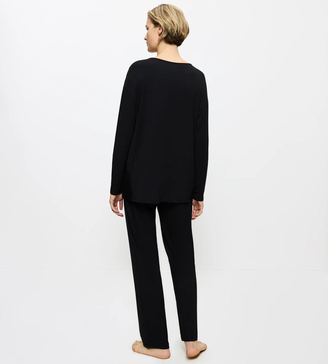 #culoare_0004-black