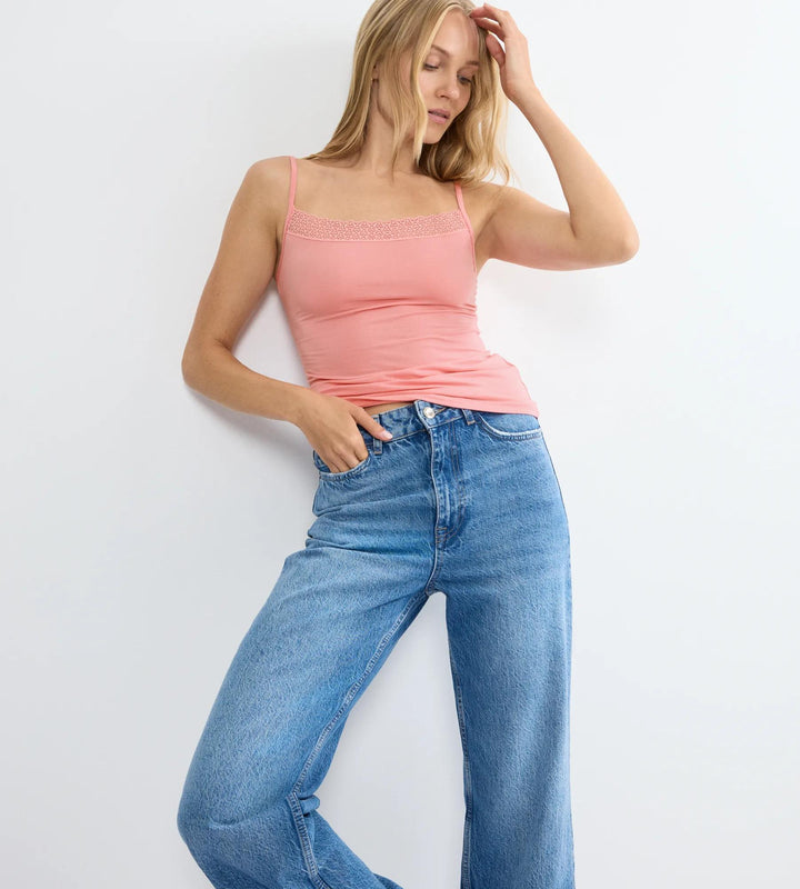 #culoare_00be-cherry-rose