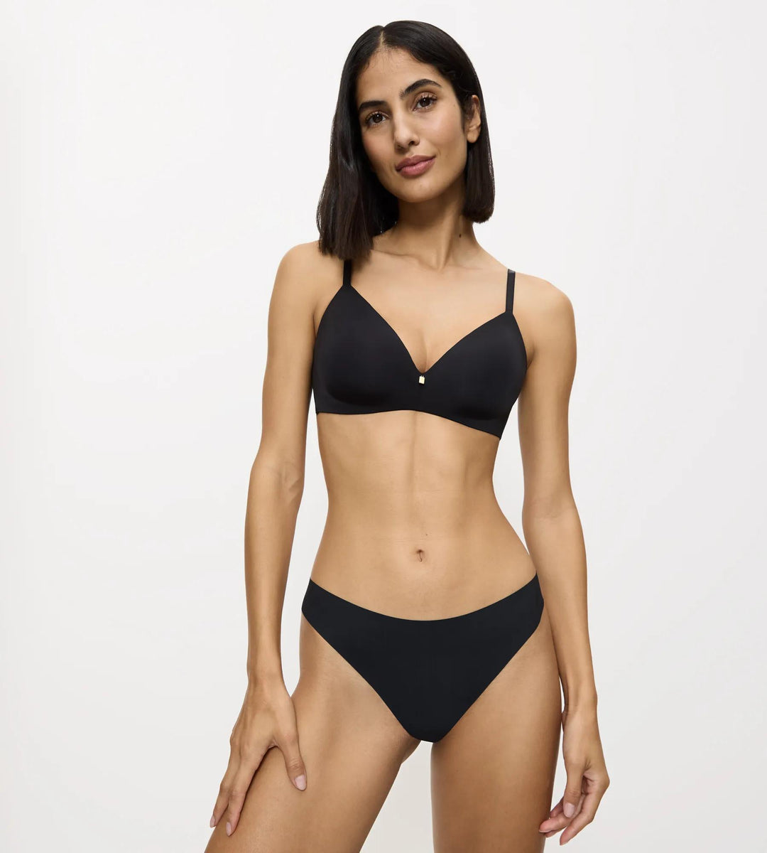 #culoare_0004-black