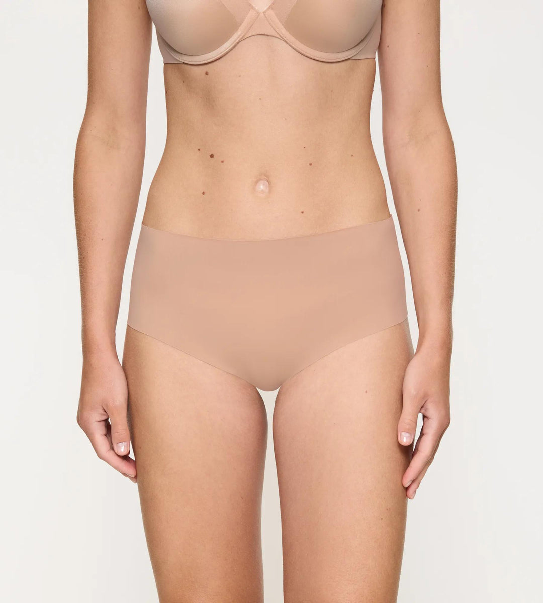 #culoare_00ep-neutral-beige