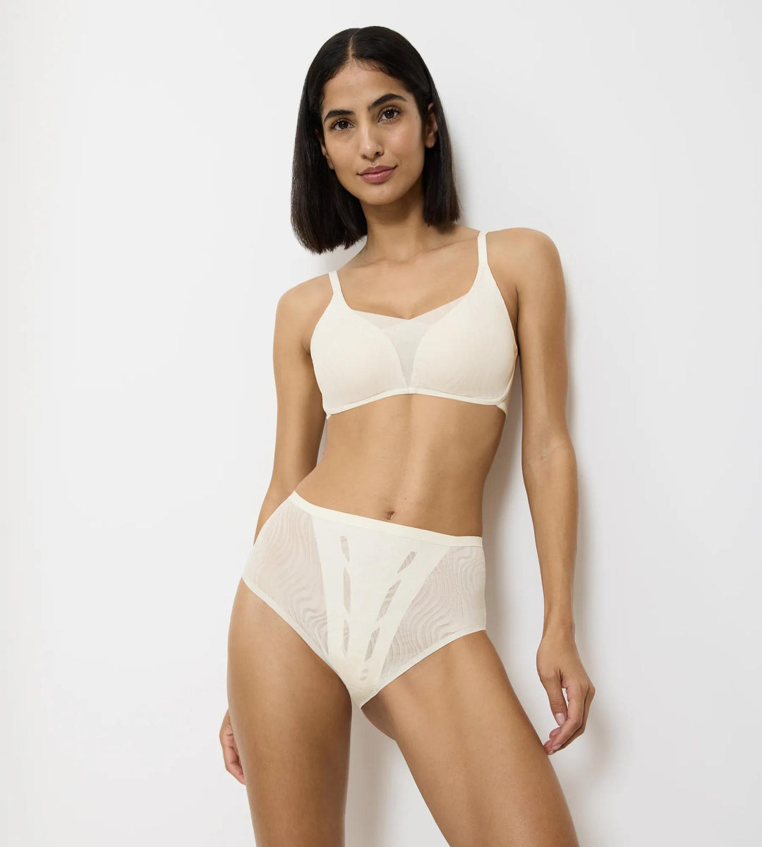 #culoare_1595-ecru-white