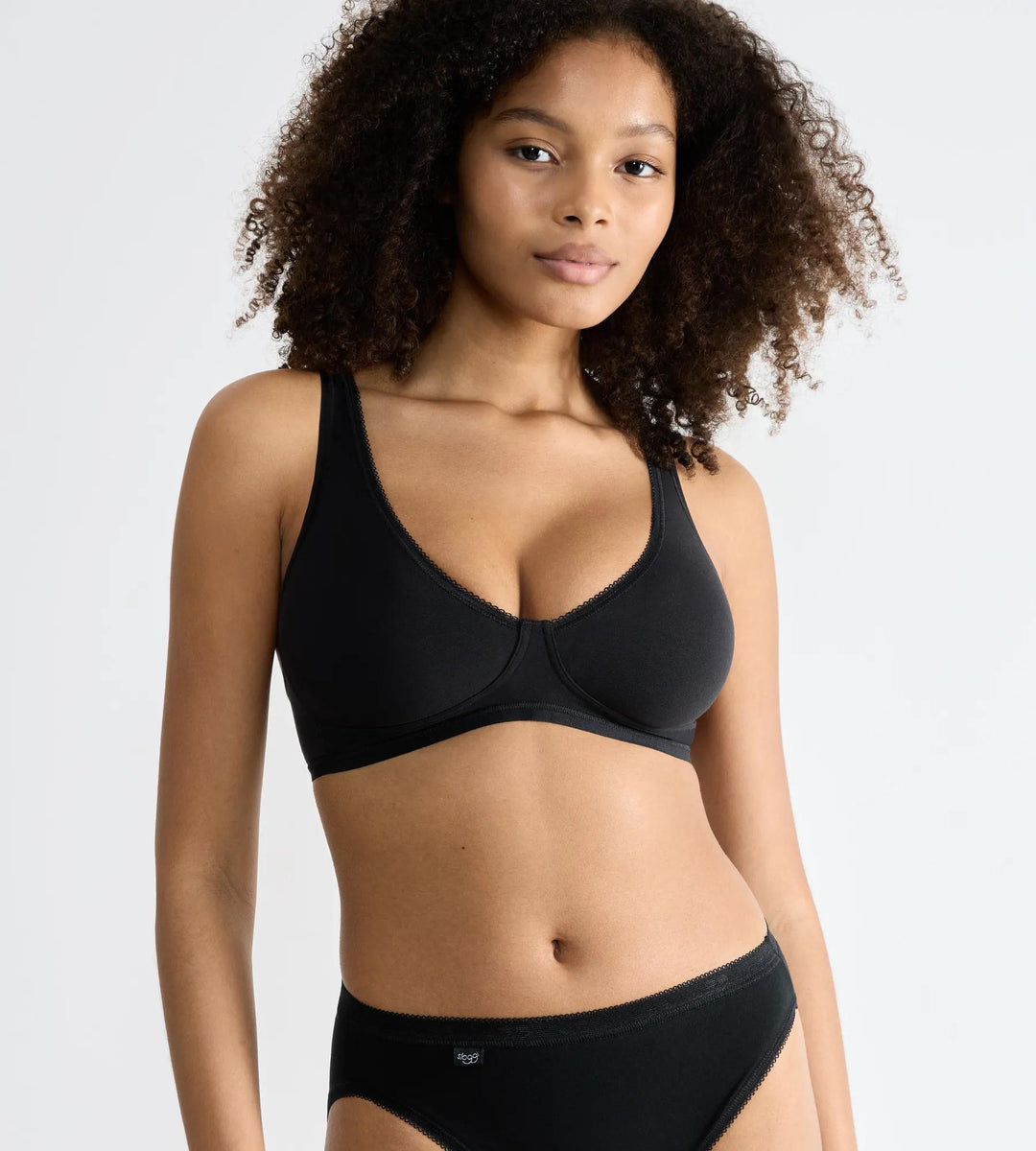 #culoare_0004-black