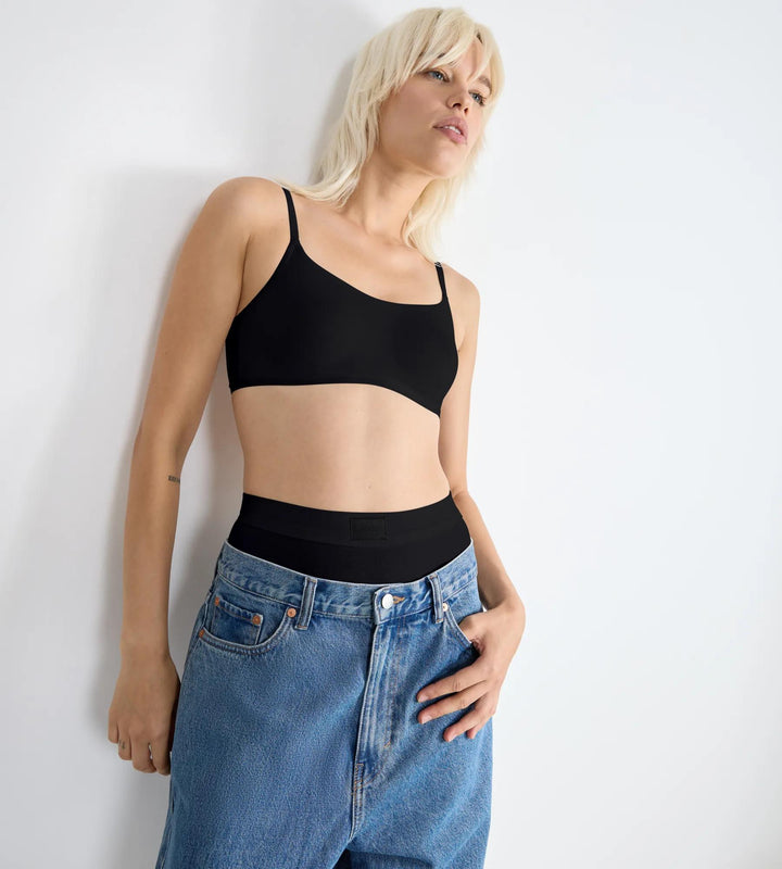 #culoare_0004-black