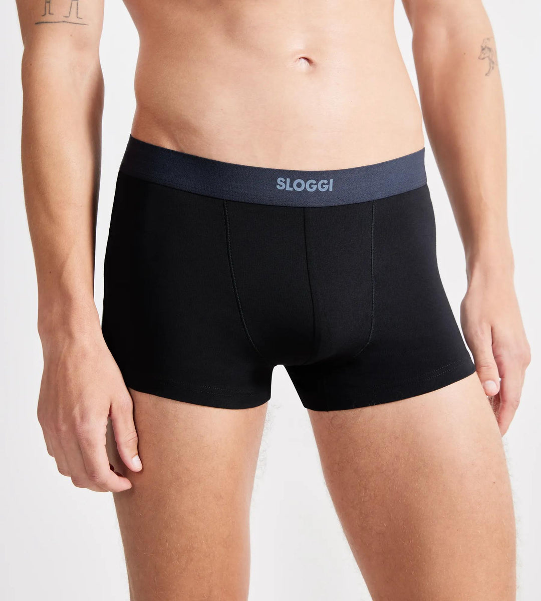 #culoare_0004-black