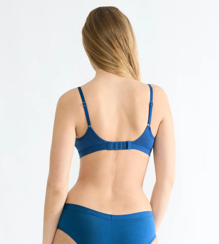 #culoare_7010-blue-sapphire