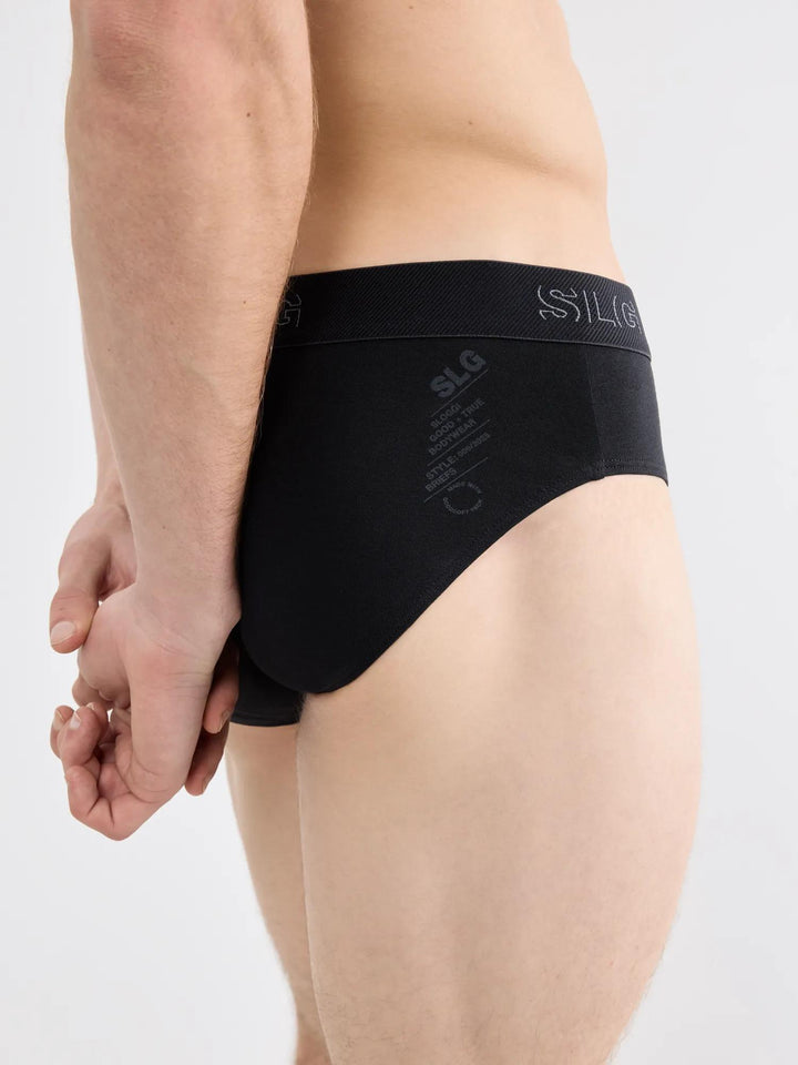 #culoare_0004-black