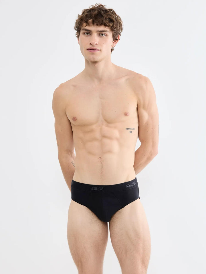 #culoare_0004-black