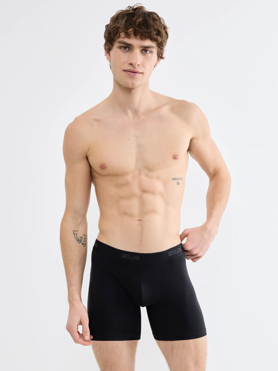 #culoare_0004-black