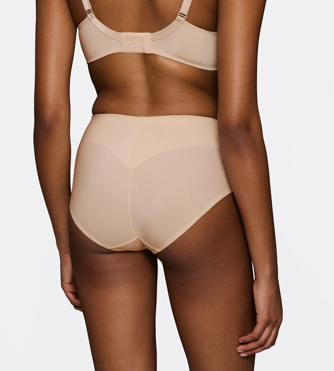 #culoare_00nz-nude-beige