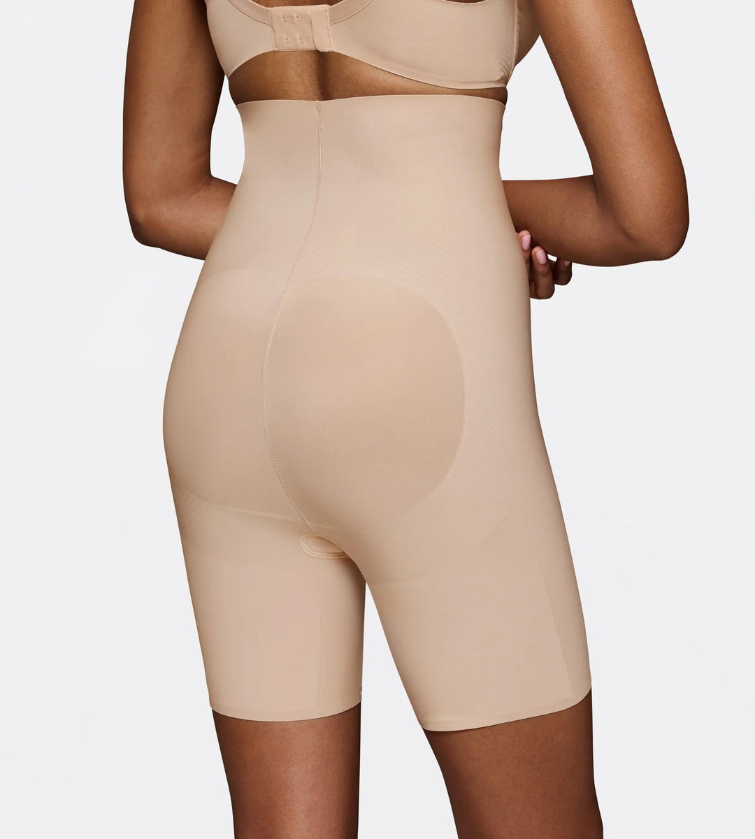 #culoare_00nz-nude-beige