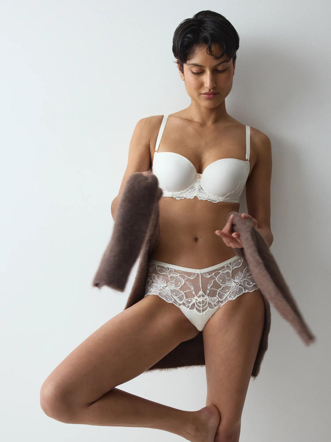 #culoare_1595-ecru-white