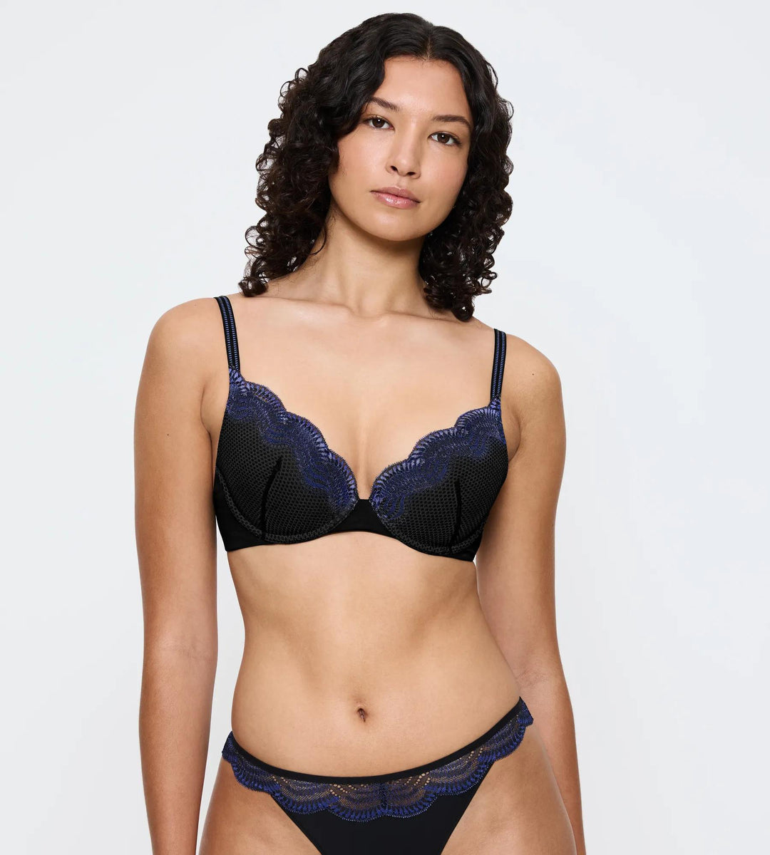 #culoare_0004-black